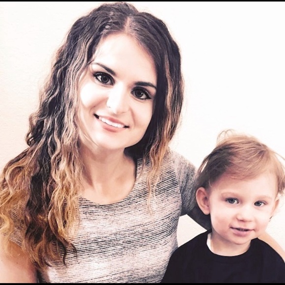 Meet your Posher, Lena - Picture 1 of 1